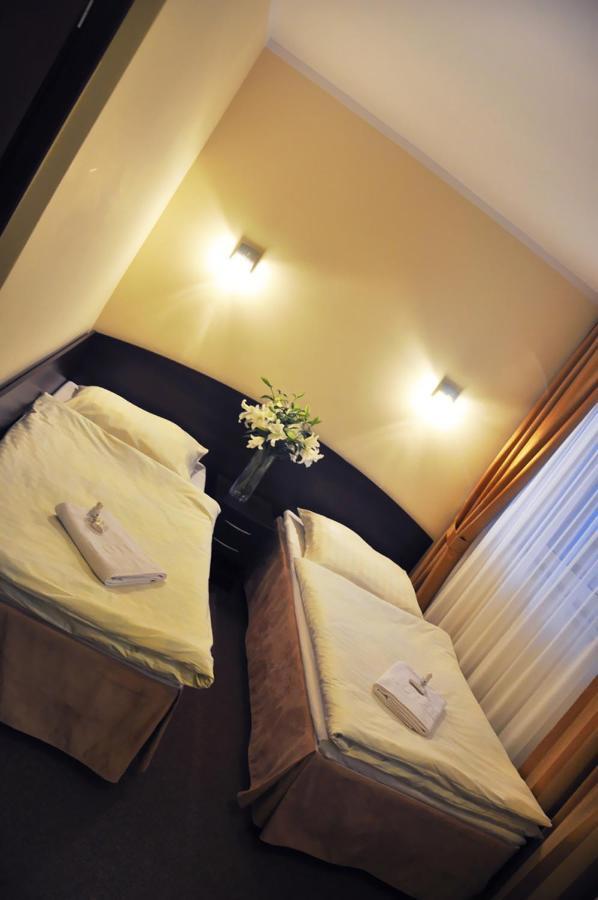 Hotel Pojezierze Szczecinek Værelse billede
