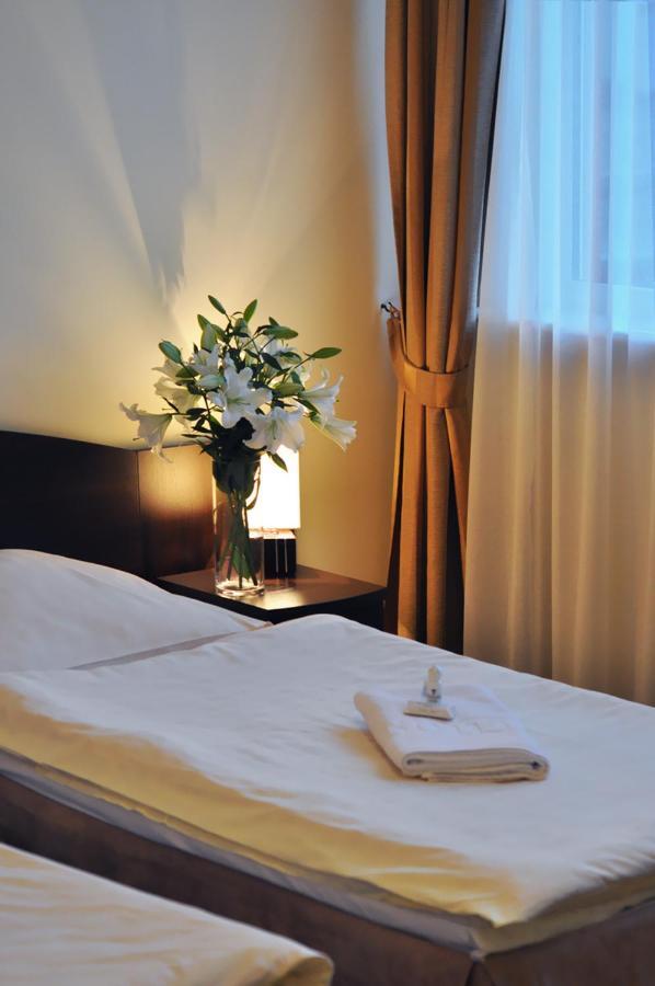 Hotel Pojezierze Szczecinek Værelse billede
